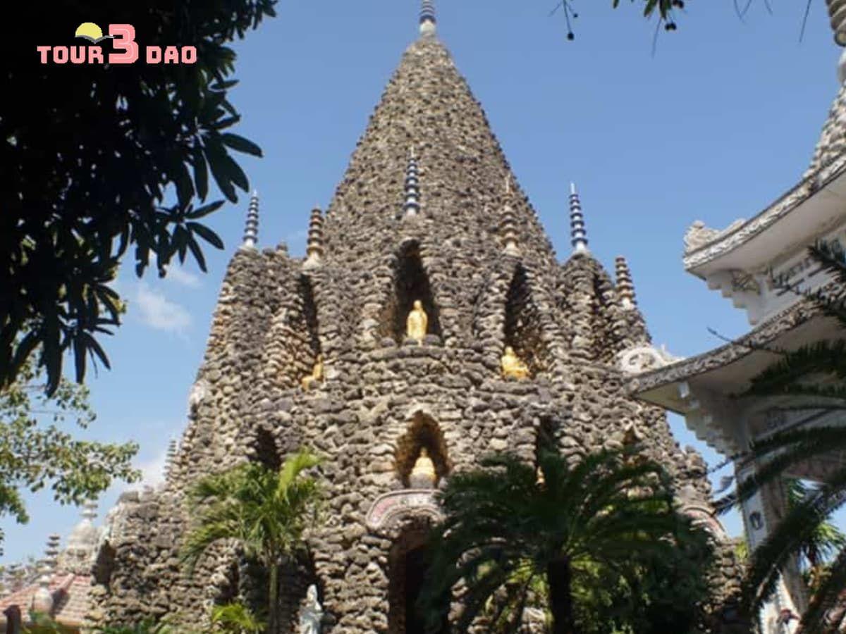 tour-hang-rai-vinh-hy